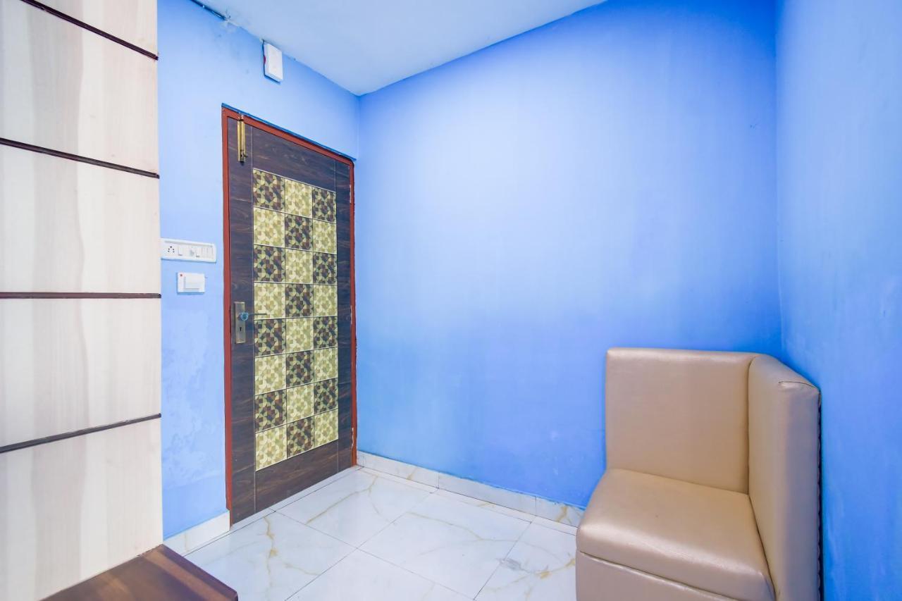 Hotel Blue Abedin Calcutta Exteriör bild